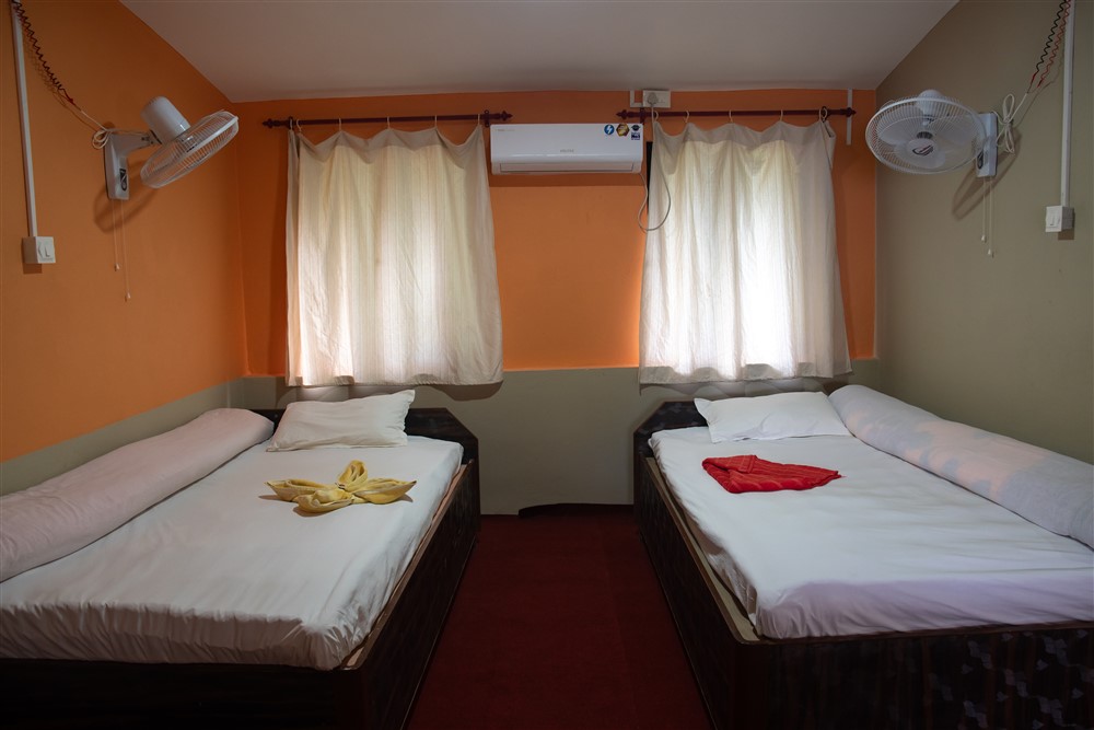 Rooms-Tharu Home Resort